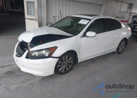 2011 Honda Accord 2.4 Ex z USA, uszkodzony, nr VIN 1HGCP2F77BA104430